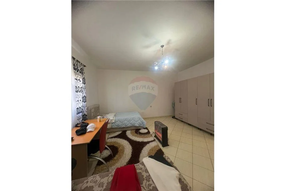 Vlore, shes shtepi 2+1+BLK 124 m² 160.000 Euro (Pus Mezin, Vlore)