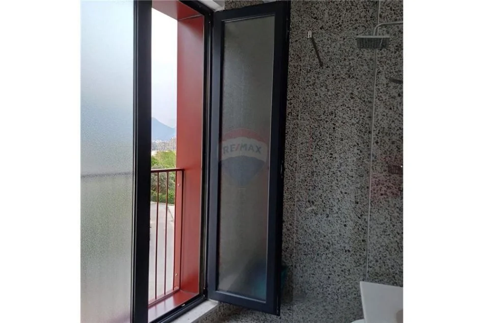 QIRA APARTAMENT 2+1 KOPSHTI BOTANIK!