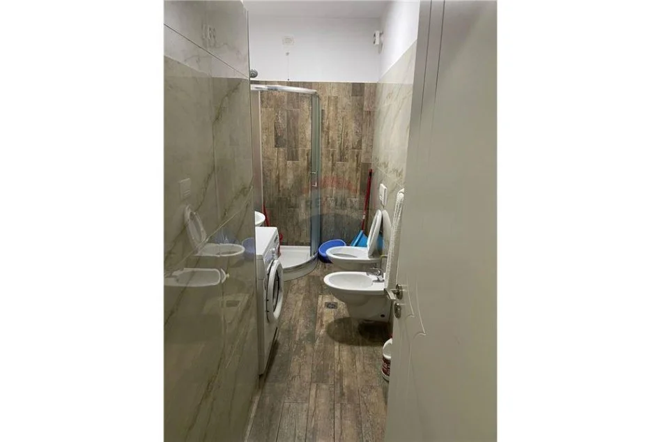 Tirane, shitet apartament 2+1 Kati 5, 101 m² 130,000 € (FRESK - Fresku, Shqipëri)