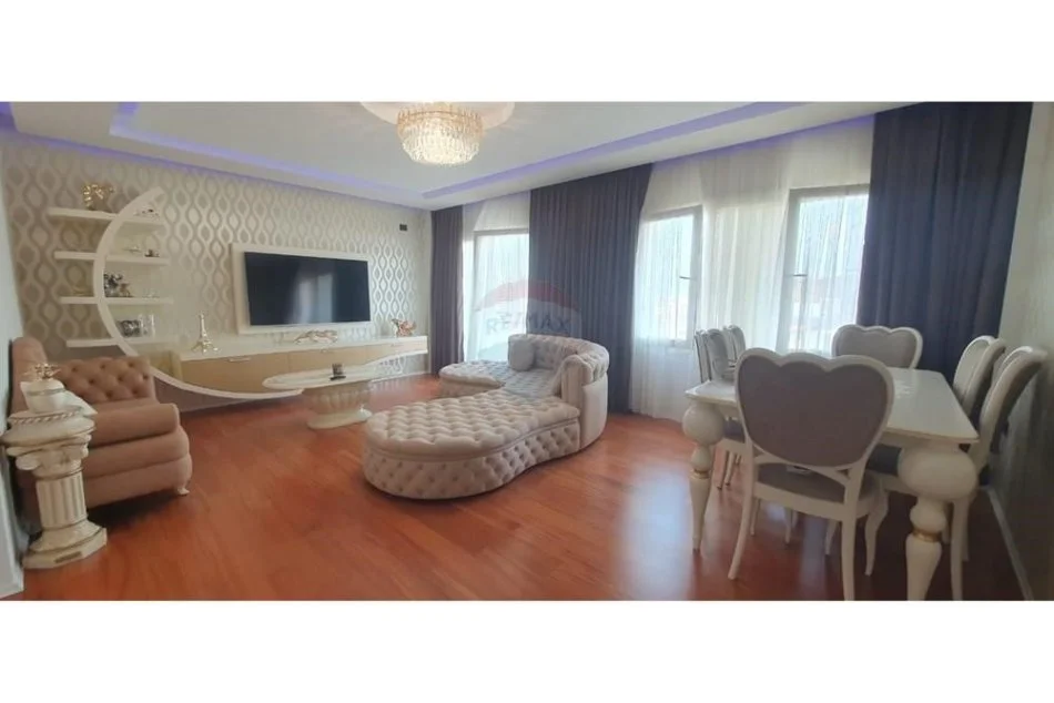 Tirane, jepet me qera apartament 2+1 Kati 5, 135 m² 1.500 € (Apartament 2+1+2 me qira te Kopshti Zoologjik!)