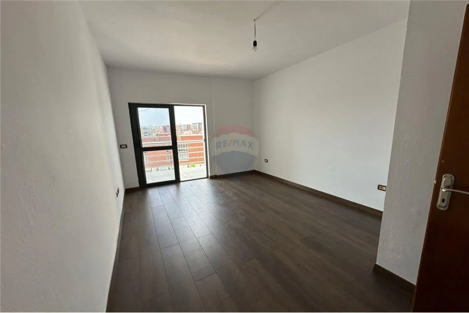 Tirane, shitet apartament Kati 5, 120 m² 159.000 € (Don Bosko)