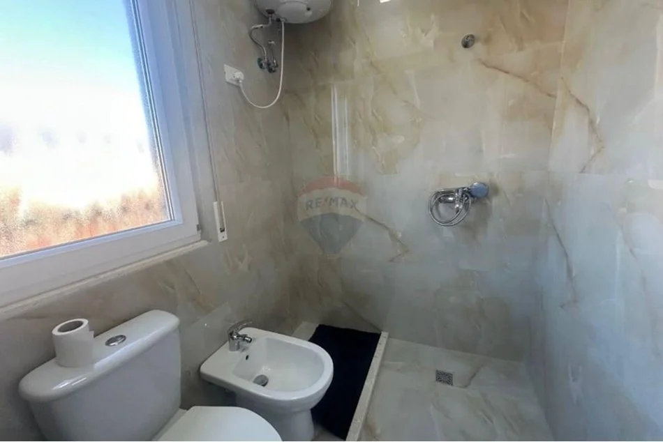 Tirane, jepet me qera apartament 1+1+Aneks+Ballkon , 70 m² 600 € (Rruga e Dibres - Rruga e Dibrës - Selvia,)