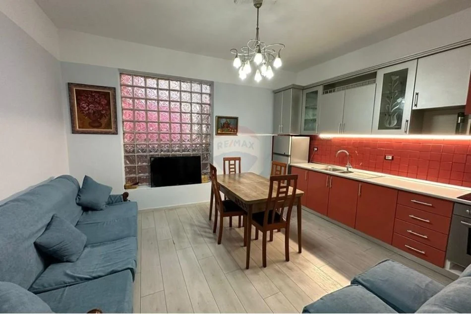 Tirane, jepet me qera apartament 2+1 Kati 2, 85 m² 600 € (Myslym Shyri, Shqipëri)