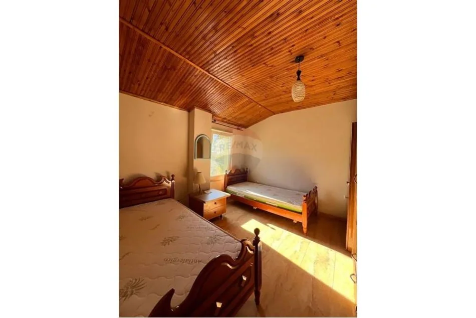 Tirane, jepet me qera apartament 1+1 , 420 € (Fusha e Aviacionit)
