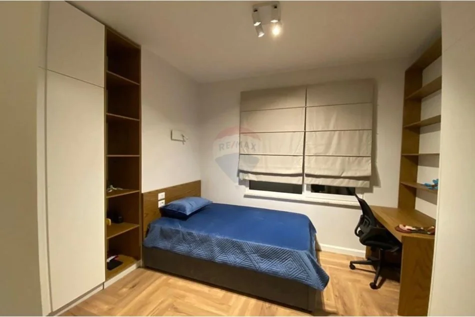 Tirane, jepet me qera 4+1+Aneks+Ballkon Kati 0, 2.200 € (Autostrada Tirane - Elbasan)