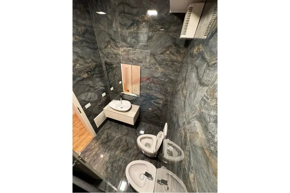 Tirane, shitet apartament 1+1 , 61 m² 115.000 € (Ali Demi)