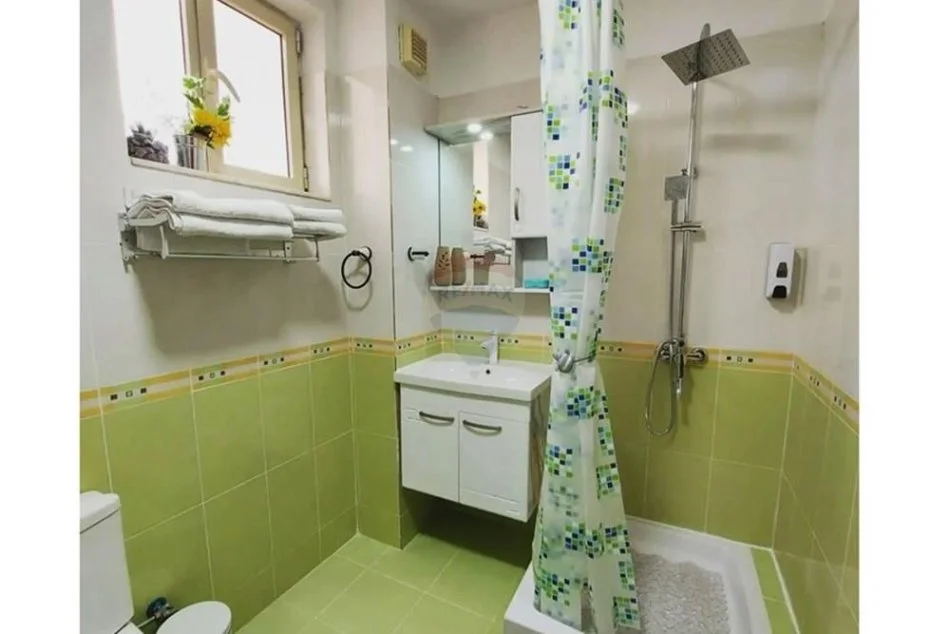 Tirane, jepet me qera apartament 1+1 , 72 m² 600 € (Rruga e Dibrës - Selvia)