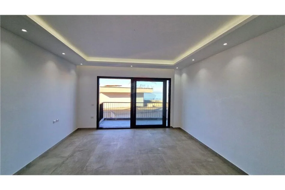Vlore, shitet apartament 2+1+Ballkon Kati 4, 91 m² 182.000 € 