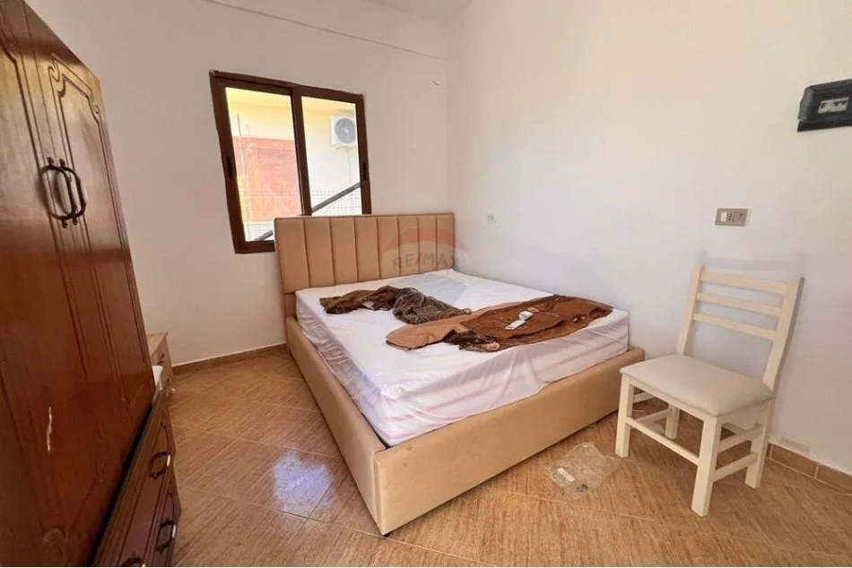 Vlore, jepet me qera Vile ne plazh 3 Katshe , 147 m² 1.200 € (Plazhi Vjeter)