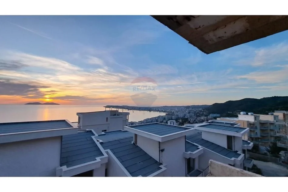 Vlore, shitet apartament 1+1+Ballkon Kati 4, 49 m² (Lungomare)