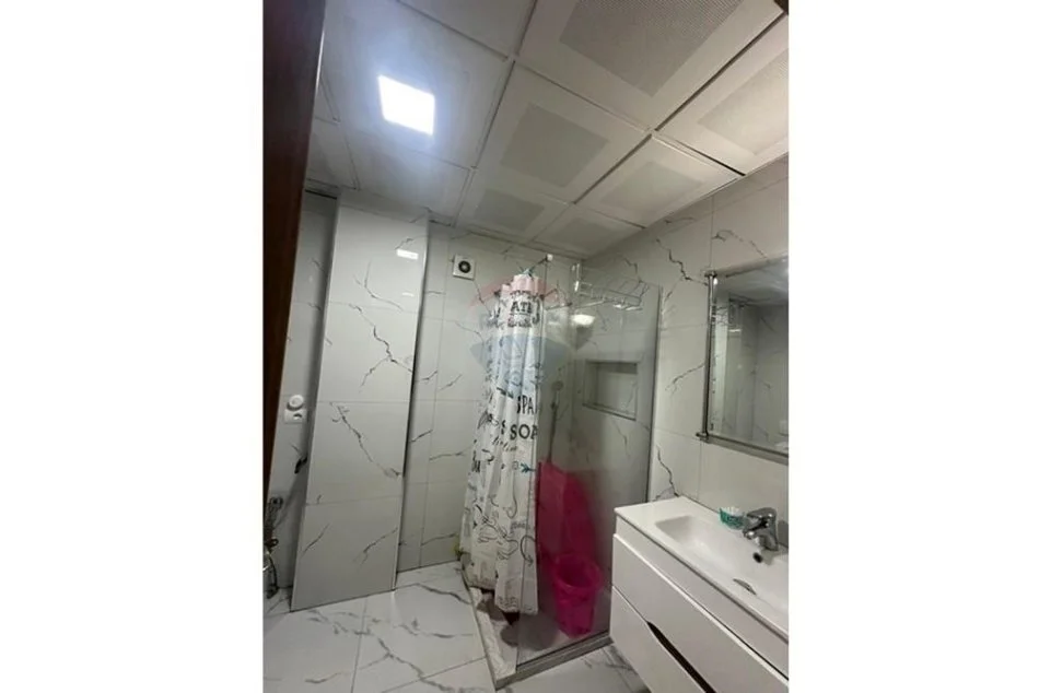 Tirane, jepet me qera apartament 1+1 Kati 4, 550 € (DON BOSKO)