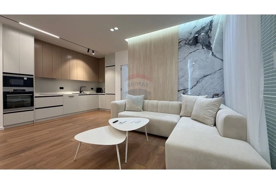 Tirane, jepet me qera apartament 2+1+Ballkon Kati 2, 100 m² 1.200 € (liqeni i thate)