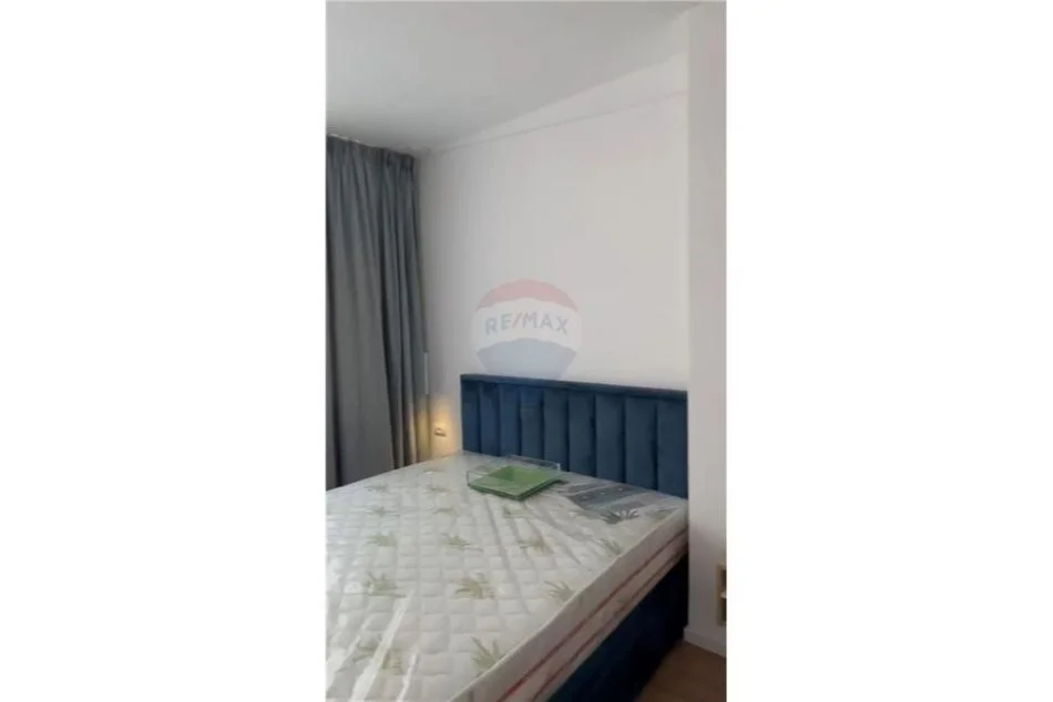 Tirane, shitet apartament 1+1 Kati 2, 49 m² (SHITET GARSIONERE TEK SHALLVARET)