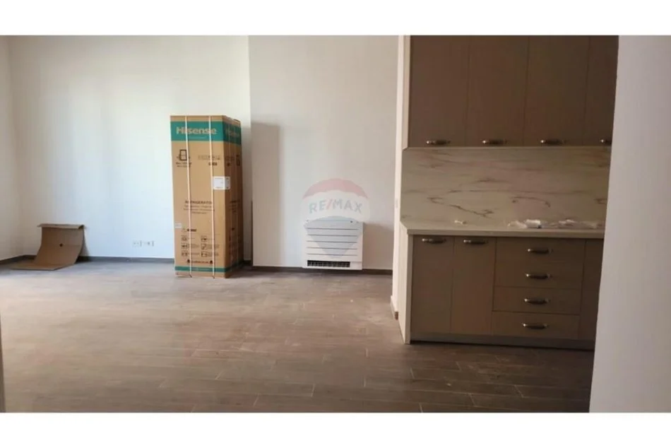 Tirane, jepet me qera apartament 2+1+Aneks+Ballkon Kati 3, 124 m² 850 € (Kompleksi Delijorgji)