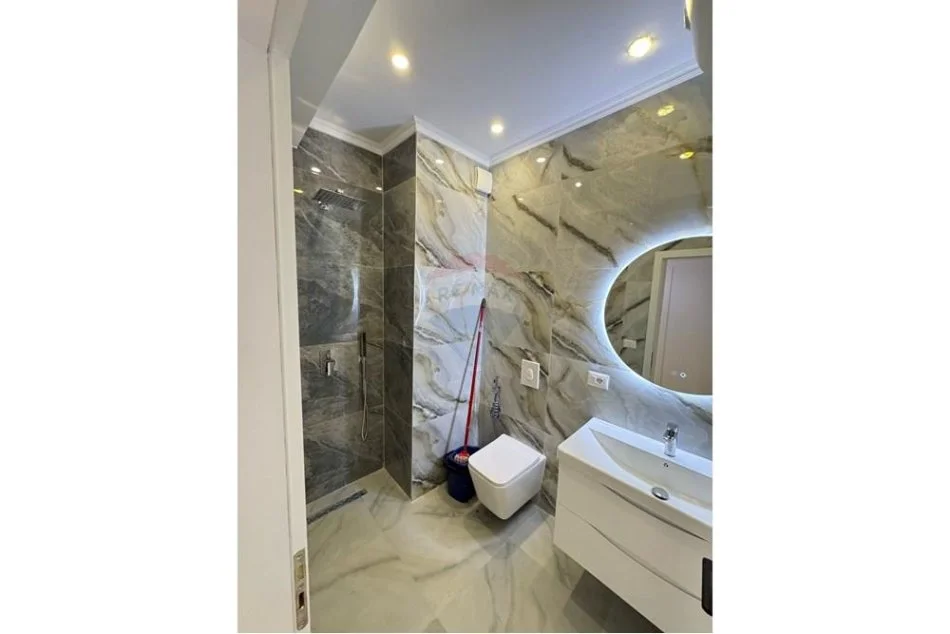 Tirane, shitet apartament 1+1+Aneks+Ballkon Kati 3, 60 m² 93.000 € (Astir)