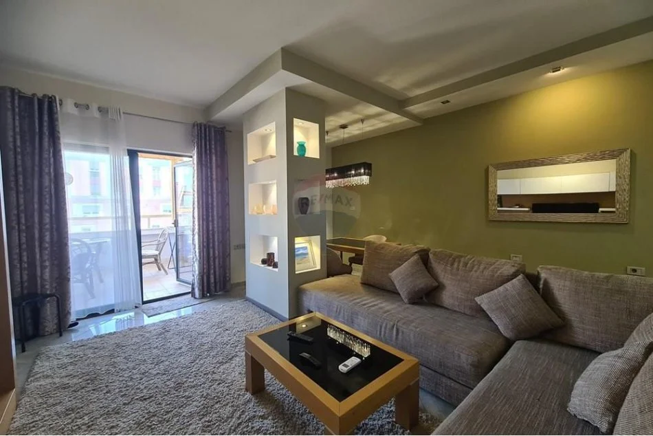 Tirane, jepet me qera apartament 2+1 Kati 9, 111 m² 1.500 € (Papa Gjonpali 2)