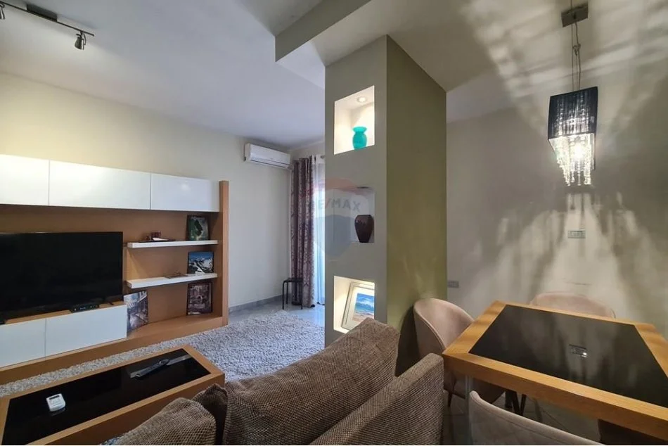 Tirane, jepet me qera apartament 2+1 Kati 9, 111 m² 1.500 € (Papa Gjonpali 2)