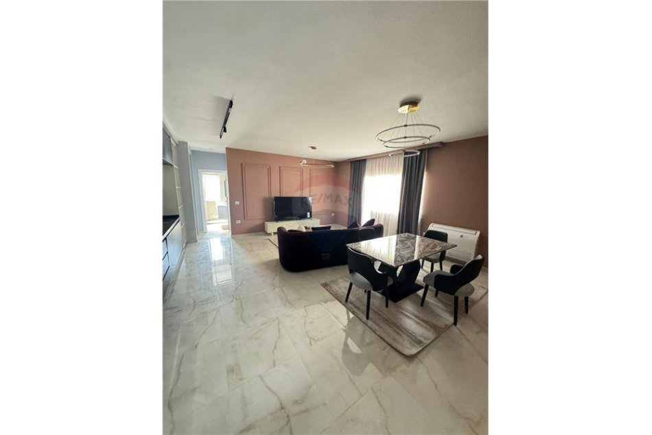 Tirane, jepet me qera apartament 1+1 Kati 2, 80 m² 700 € (Liqeni i Farkes)