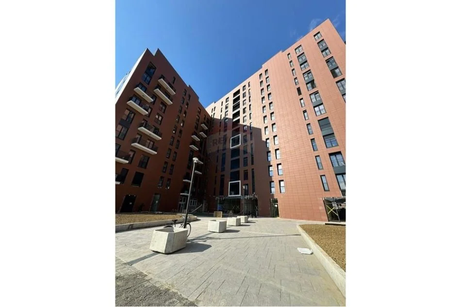 Tirane, shitet 2+1+Ballkon Kati 10, 119 m² 250.000 € (SHESIM APARTAMENT 2+1+2 ORBITAL 2!)