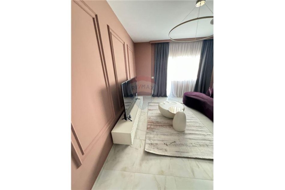 Tirane, jepet me qera apartament 1+1 Kati 2, 80 m² 700 € (Liqeni i Farkes)
