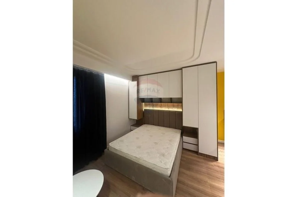 Tirane, jepet me qera apartament , 50 m² 400 € (Jordan Misja)
