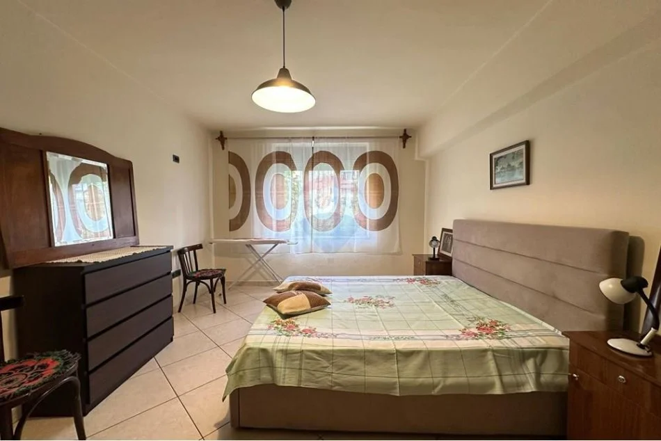 Tirane, jepet me qera apartament , 70 m² 450 € (Rruga e Durrësit)