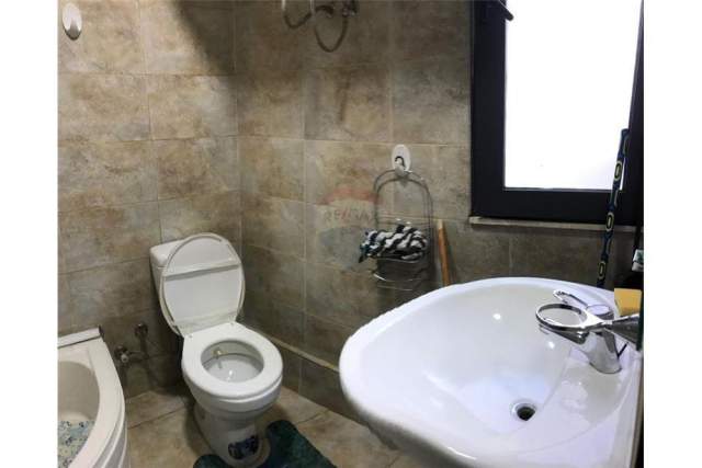 Tirane, jepet me qera apartament 1+1 Kati 2, 70 m² 350 Euro (Pandi Dardha)