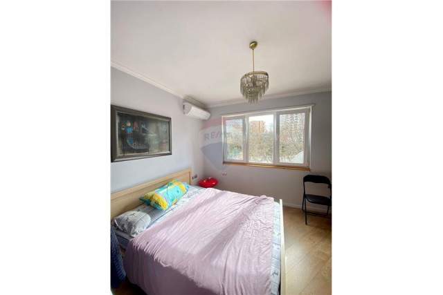 Tirane, jepet me qera apartament 2+1+BLK Kati 3, 95 m² 950 Euro (9-Kateshet)