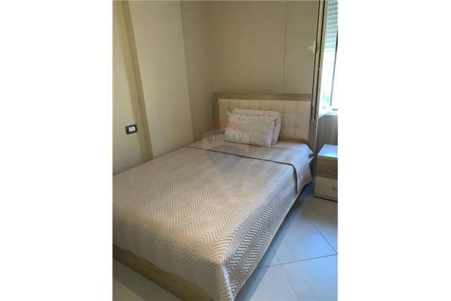 Tirane, ofert apartament 2+1+BLK Kati 4, 125 m² 400 Euro (Fresku)