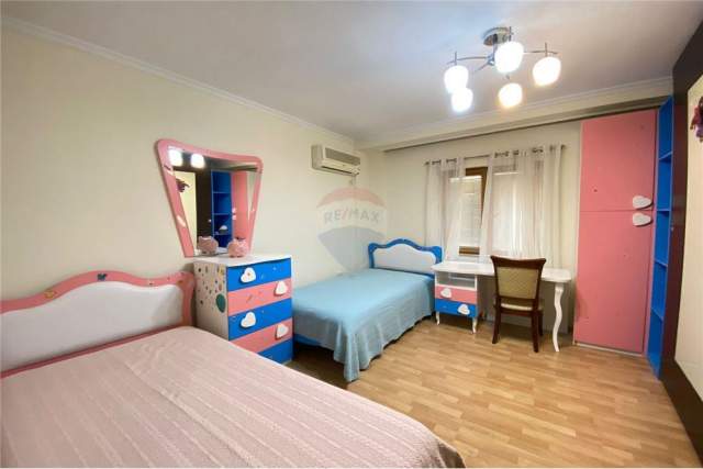 Tirane, jepet me qera apartament 2+1+A+BLK Kati 2, 120 m² 1.000 Euro (Nikolla Tupe)