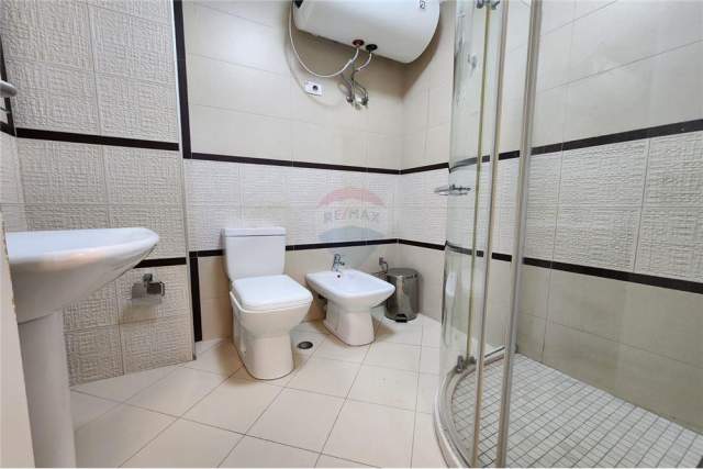 Tirane, jepet me qera apartament 2+1+BLK Kati 5, 95 m² 550 Euro (Ndre Mjeda)