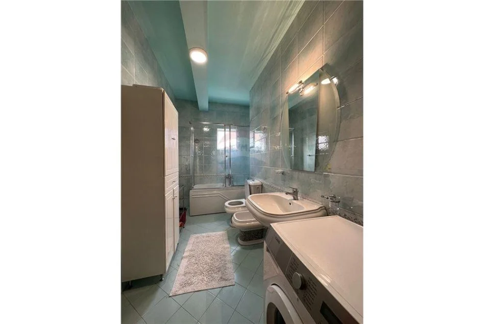 APARTAMENT 2+1 ME QIRA KOMUNA E PARISIT