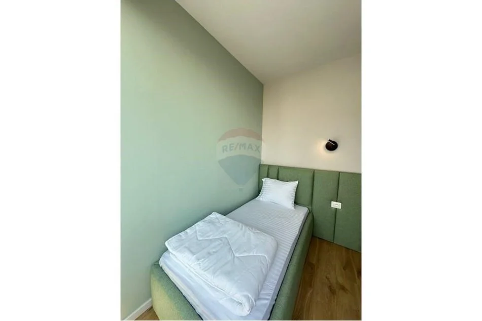Tirane, jepet me qera apartament 2+1 Kati 10, 74 m² 800 € (Qira - Apartament 2+1 tek Kompleksi Halili)