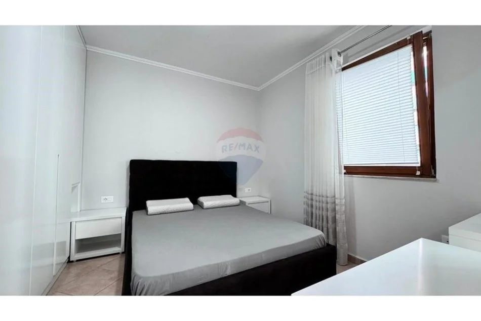 Tirane, jepet me qera apartament 1+1 , 65 m² 520 € (Apartament 1+1 per qira tek Stacioni i Trenit!)
