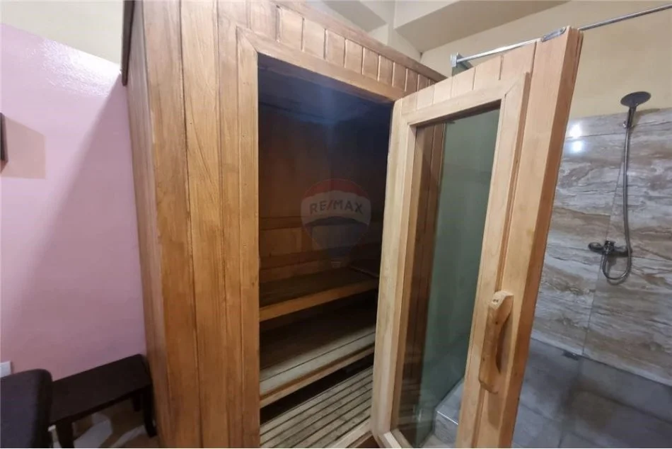 Tirane, shitet ambjent biznesi Kati 0, 70 m² 160.000 € (AMBIENT KOMERCIAL PER SHITJE TE KOMUNA E PARISIT!)