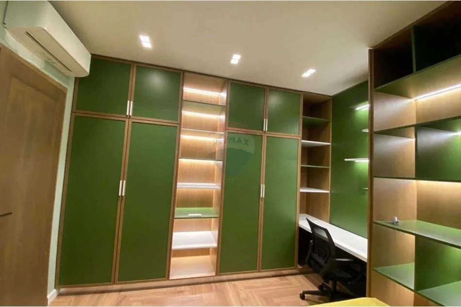 Tirane, jepet me qera 4+1+Aneks+Ballkon Kati 0, 2.200 € (Autostrada Tirane - Elbasan)