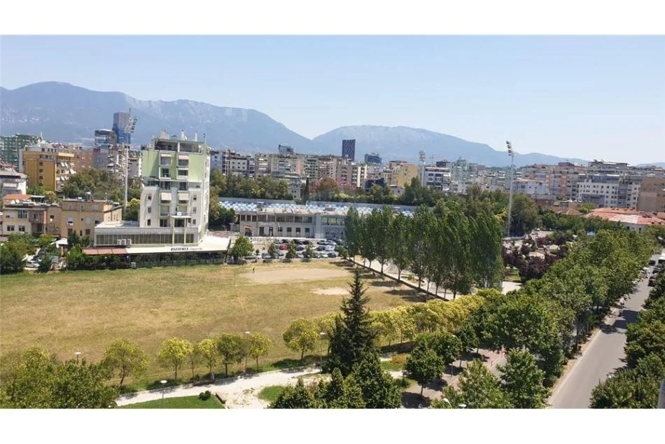 Tirane, jepet me qera apartament 1+1 Kati 6, 65 m² 700 € (Rruga Sulejman Delvina - Tirana e Re - Stadiumi Dinamo)