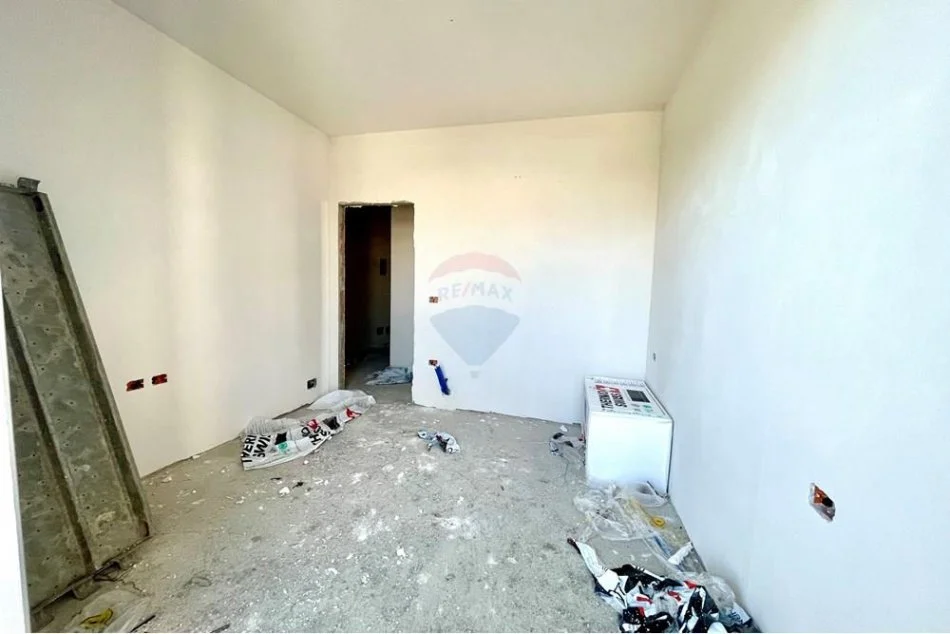 Tirane, shitet apartament 1+1+Ballkon Kati 5, 71 m² 175.000 € (VASIL SHANTO)