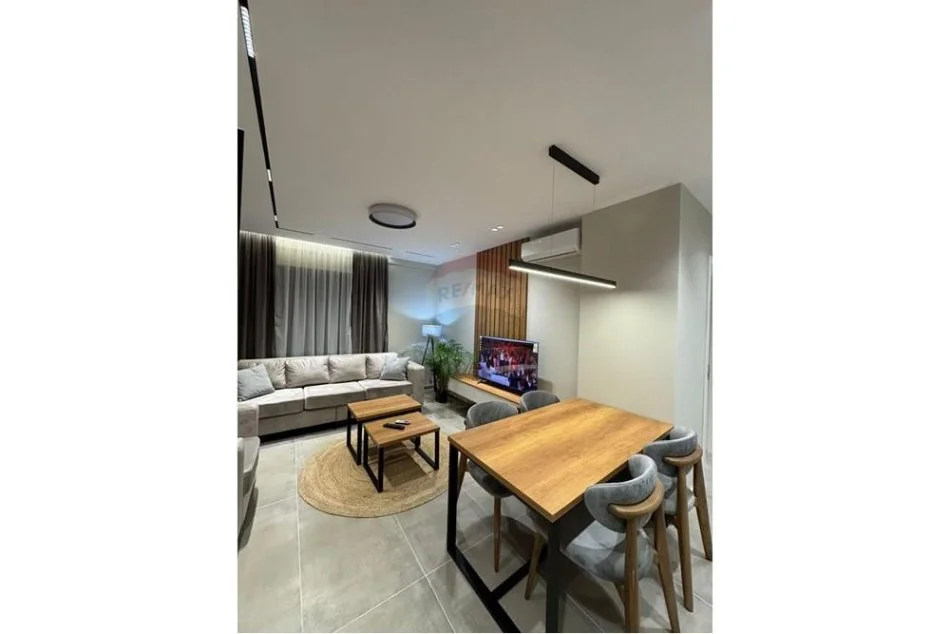 Shqiperi, shitet apartament 2+1 , 91 m² 230.000 € (Rruga Nexho Konomi)