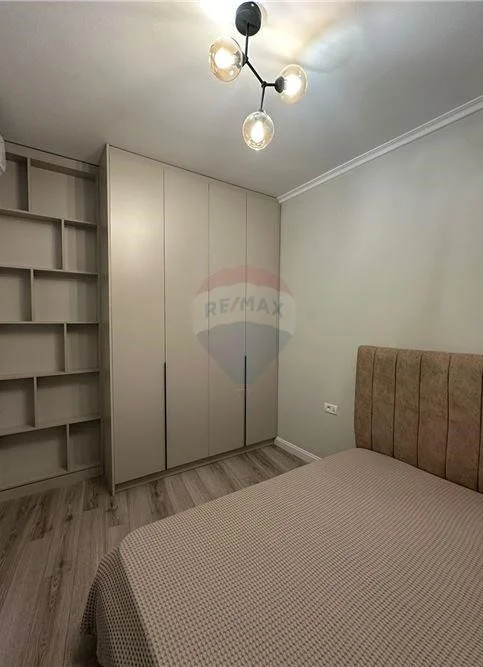 Tirane, jepet me qera apartament 1+1 , 73 m² 650 € (TEG - Rose Garden)