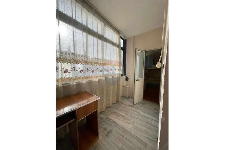 Tirane, jepet me qera 2+1 Kati 3, 93 m² 400 € (dritan hoxha - Laprakë, Shqipëri)