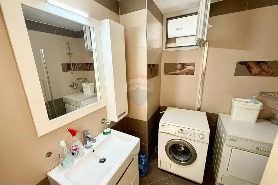 Tirane, shitet apartament 2+1 Kati 5, 95 m² 210.000 € (kompleksi kontakt)