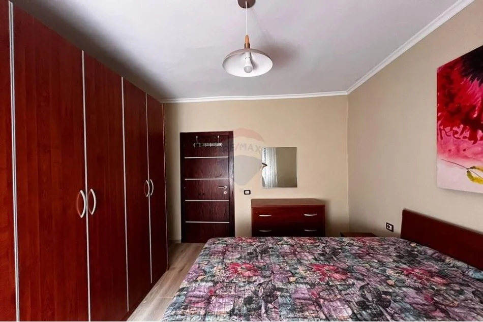 Tirane, jepet me qera apartament 2+1 Kati 4, 60 m² 650 € (stadiumi dinamo)
