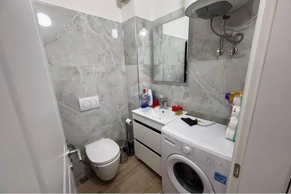 Tirane, jepet me qera apartament 1+1 , 70 m² 600 € (rruga haxhi hysen dalliu)