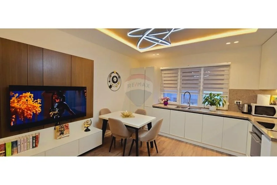 Tirane, shitet apartament 2+1 Kati 4, 72 m² 120.000 € (yzberisht)