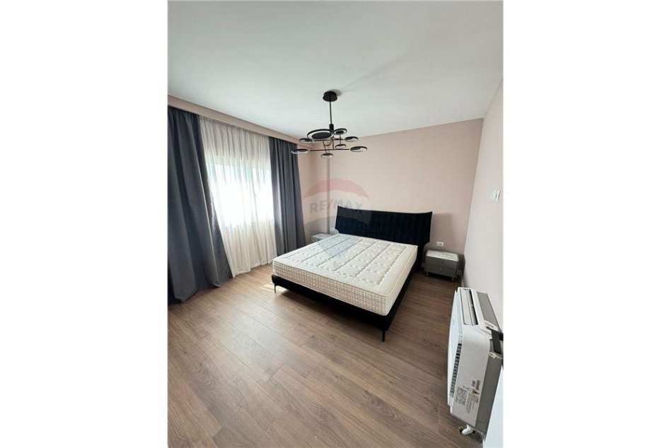 Tirane, jepet me qera apartament 1+1 Kati 2, 80 m² 700 € (Liqeni i Farkes)