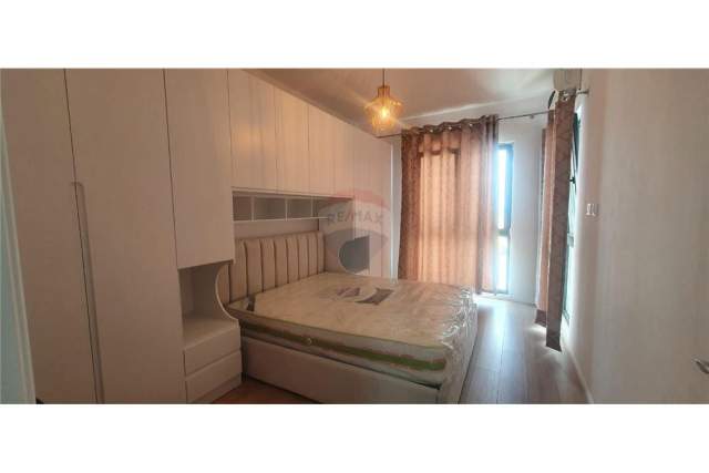Tirane, jepet me qera apartament 1+1+A+BLK Kati 9, 65 m² 450 Euro (Rruga e Dibres)