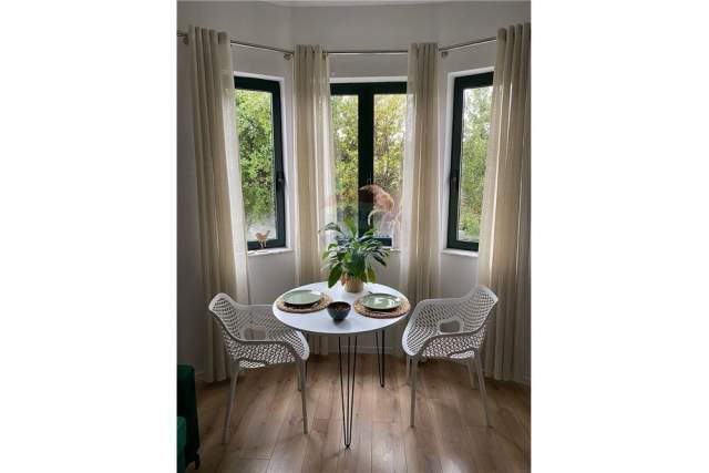 Tirane, jepet me qera apartament 1+1+BLK Kati 2, 60 m² 400 Euro (Siri Kodra)