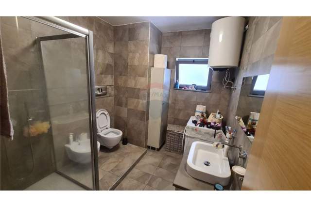 Tirane, shitet apartament 2+1+BLK Kati 5, 121 m² 145.000 Euro (Dritan Hoxha)