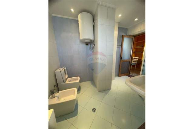 Tirane, shitet apartament 2+1+BLK Kati 9, 110 m² 150.000 Euro (Myslym Shyri)